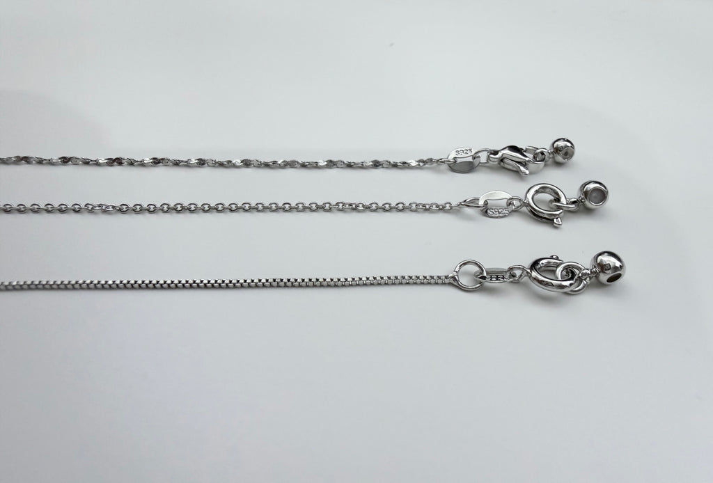 Basic Silver Necklace