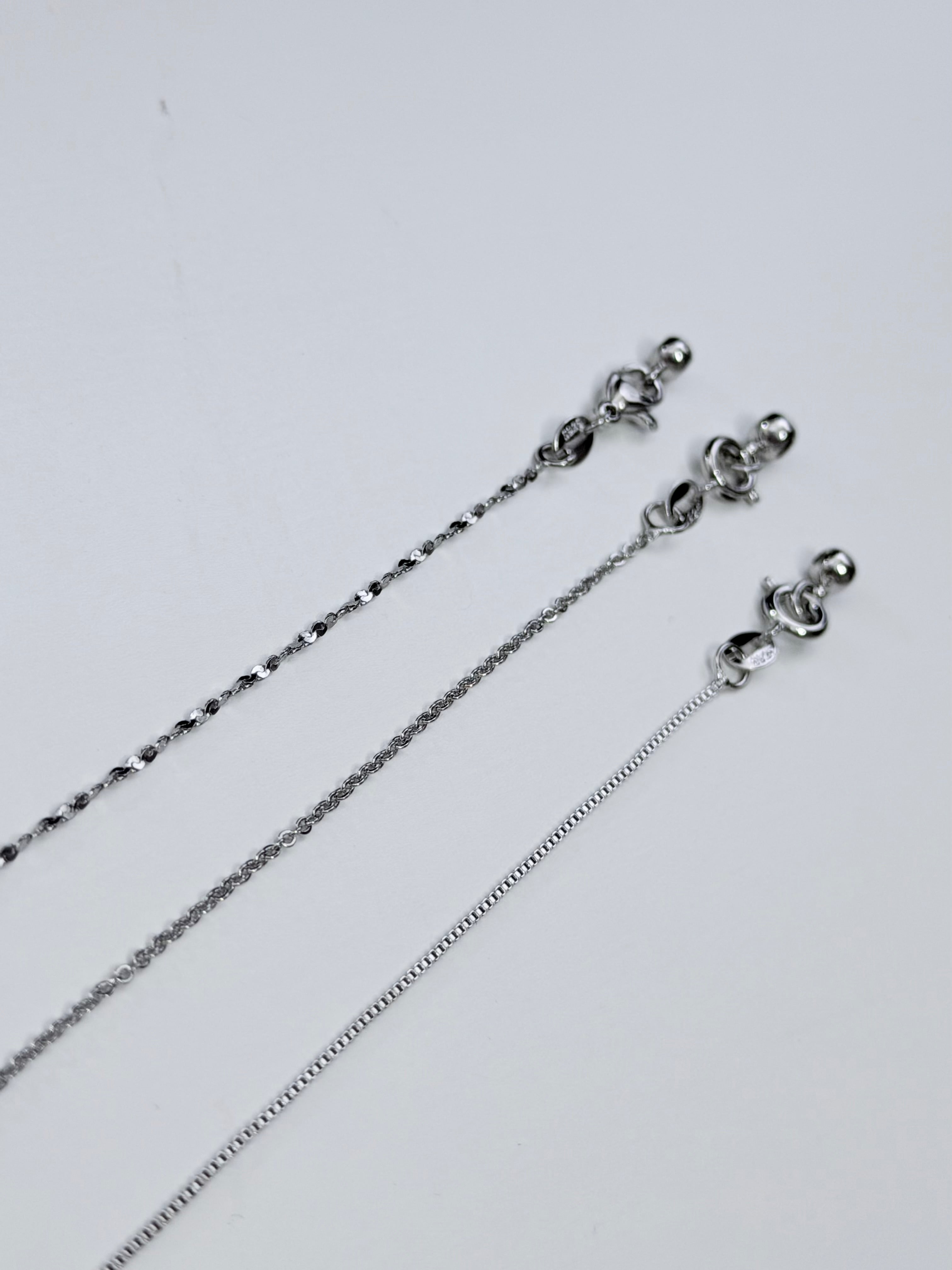 Basic Silver Necklace