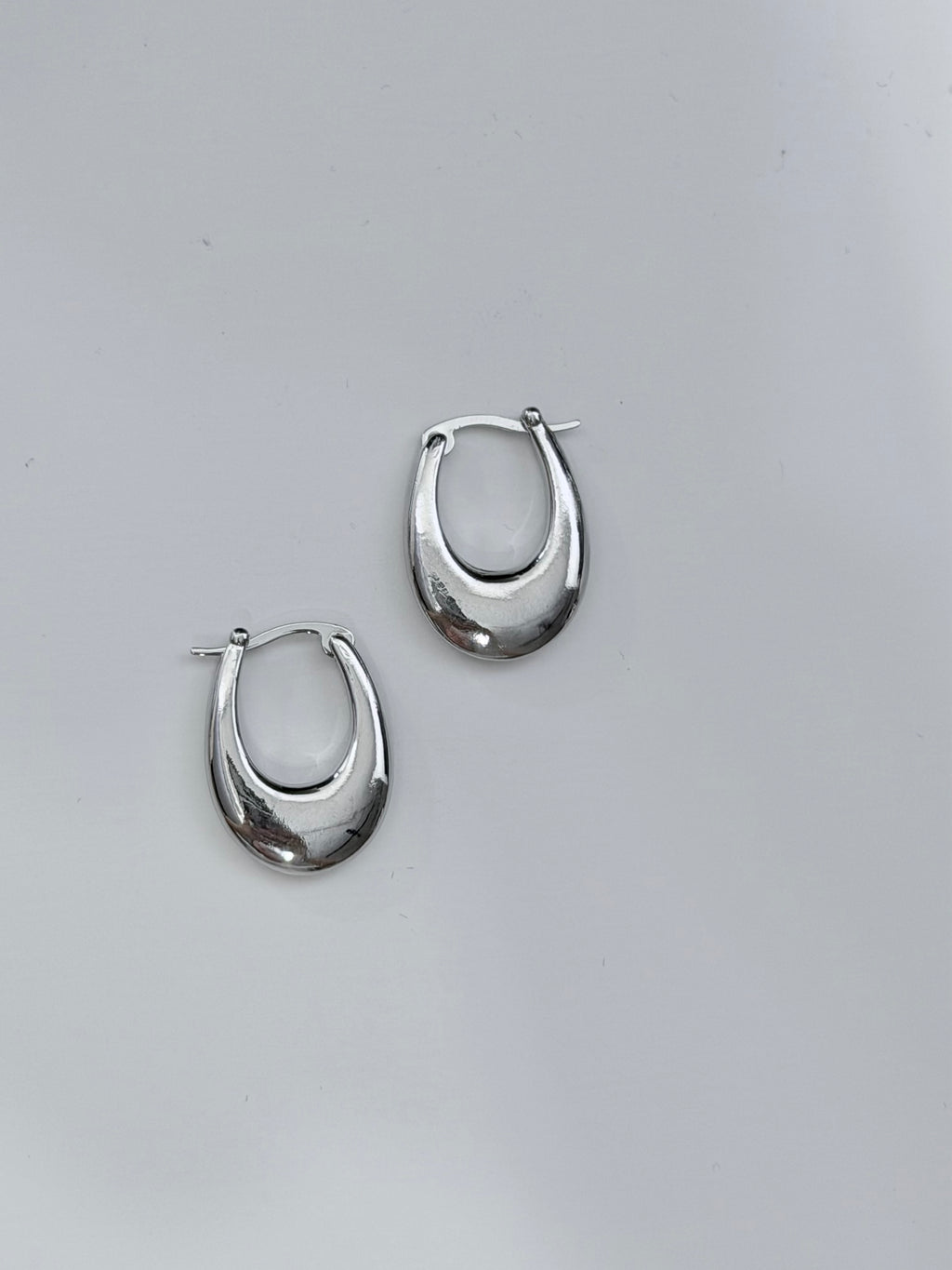 Oval Hoops