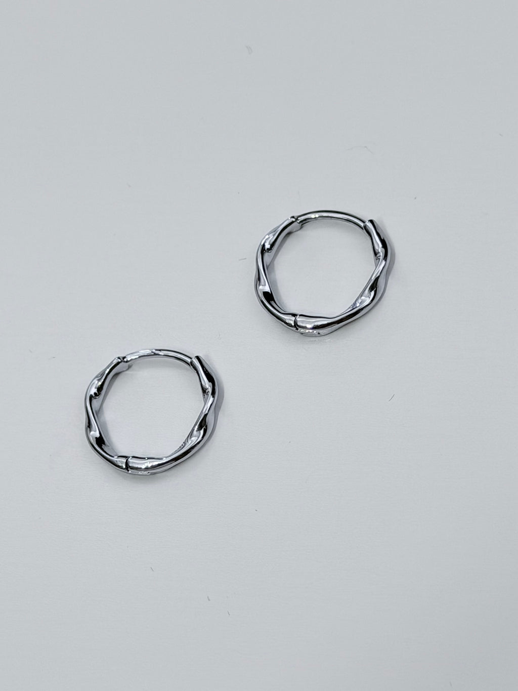 Twist Round Earring