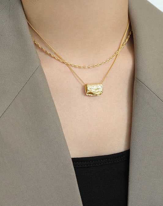 Pebble Gold Necklace