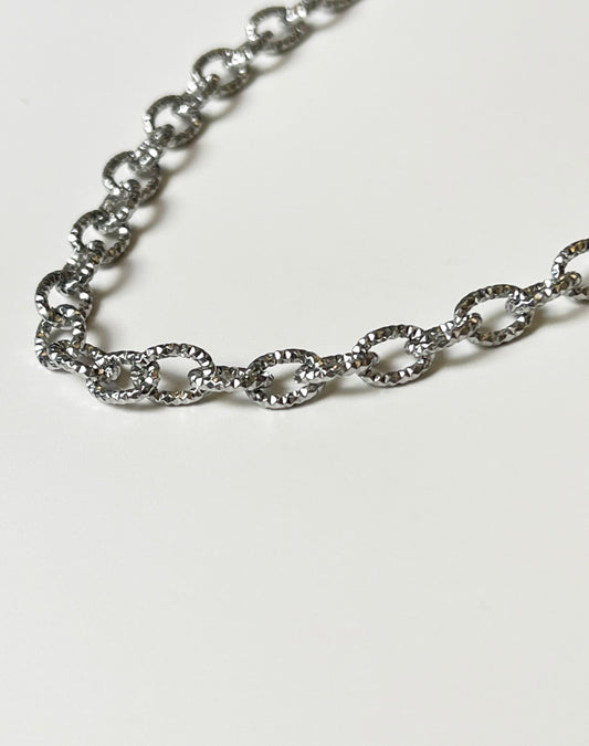Rosette Chain Silver Necklace