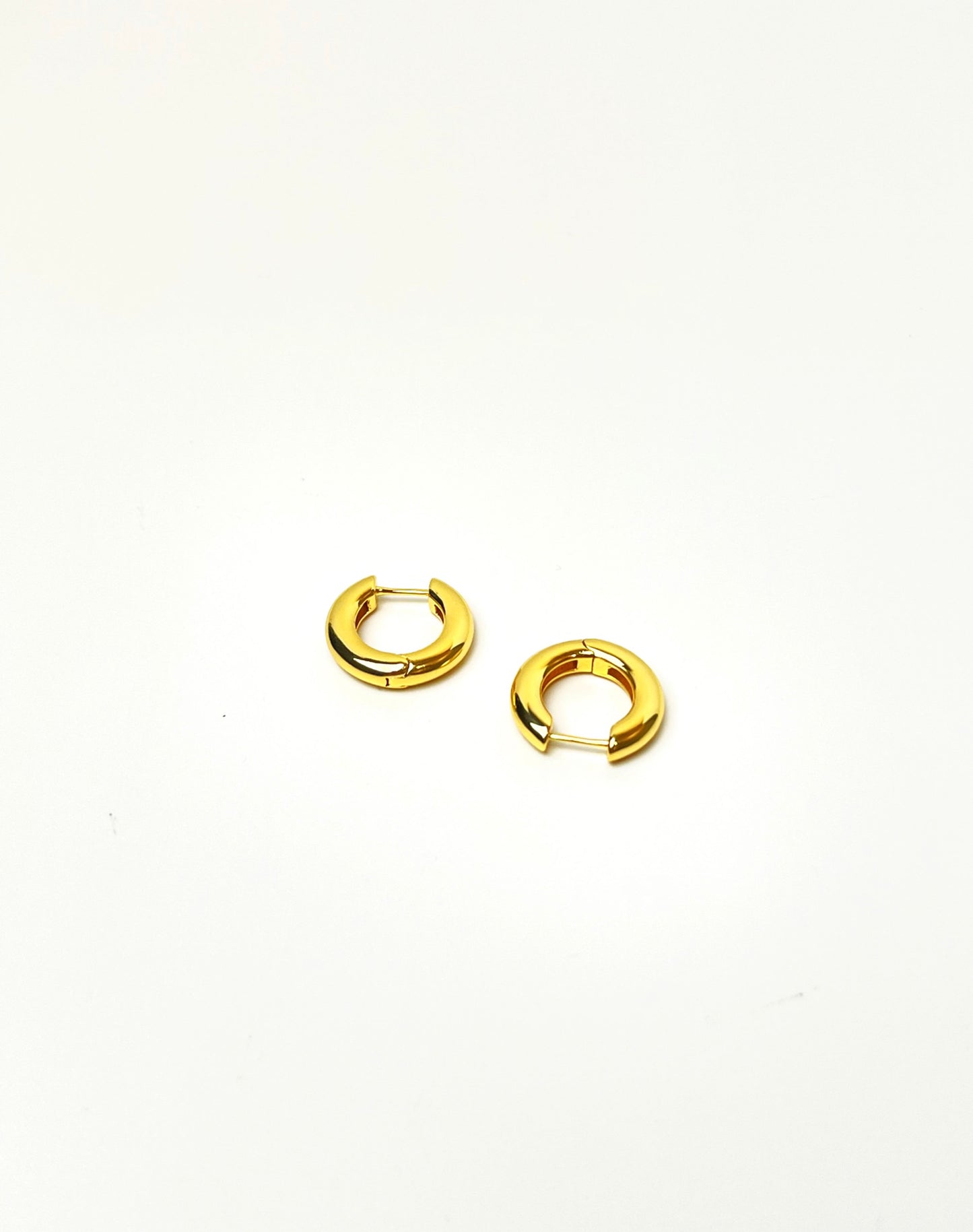 Kyo Basic Gold Earrings