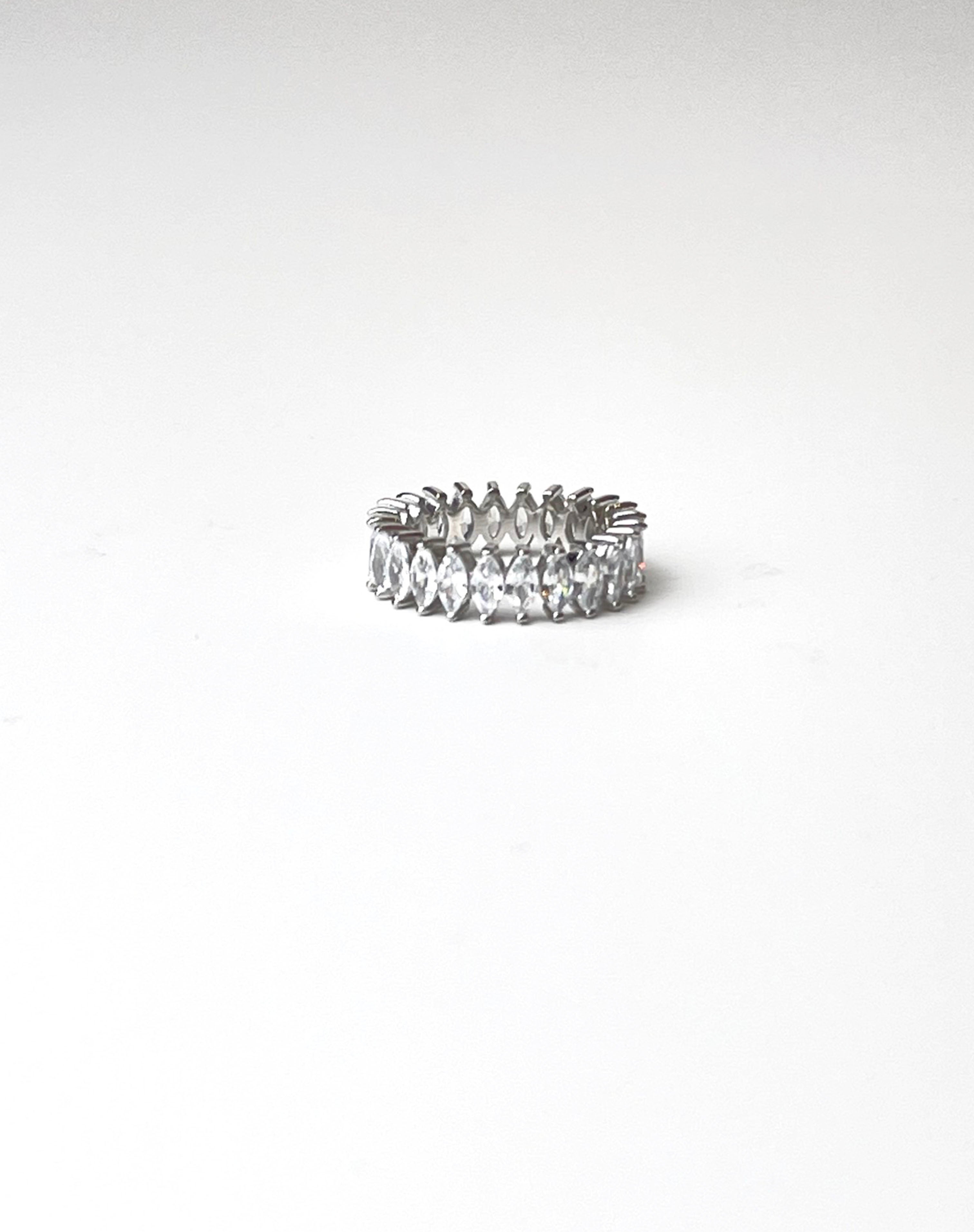 Zig Silver Ring