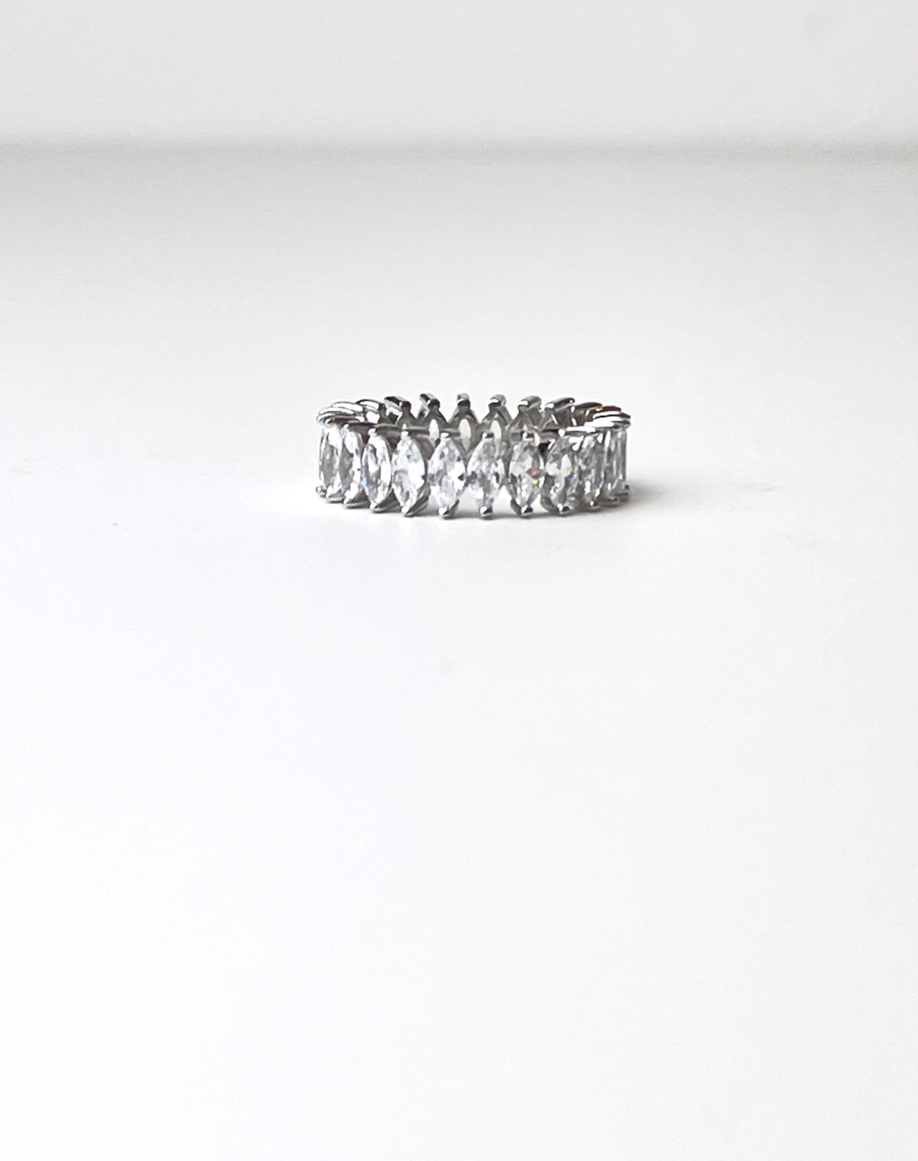 Zig Silver Ring
