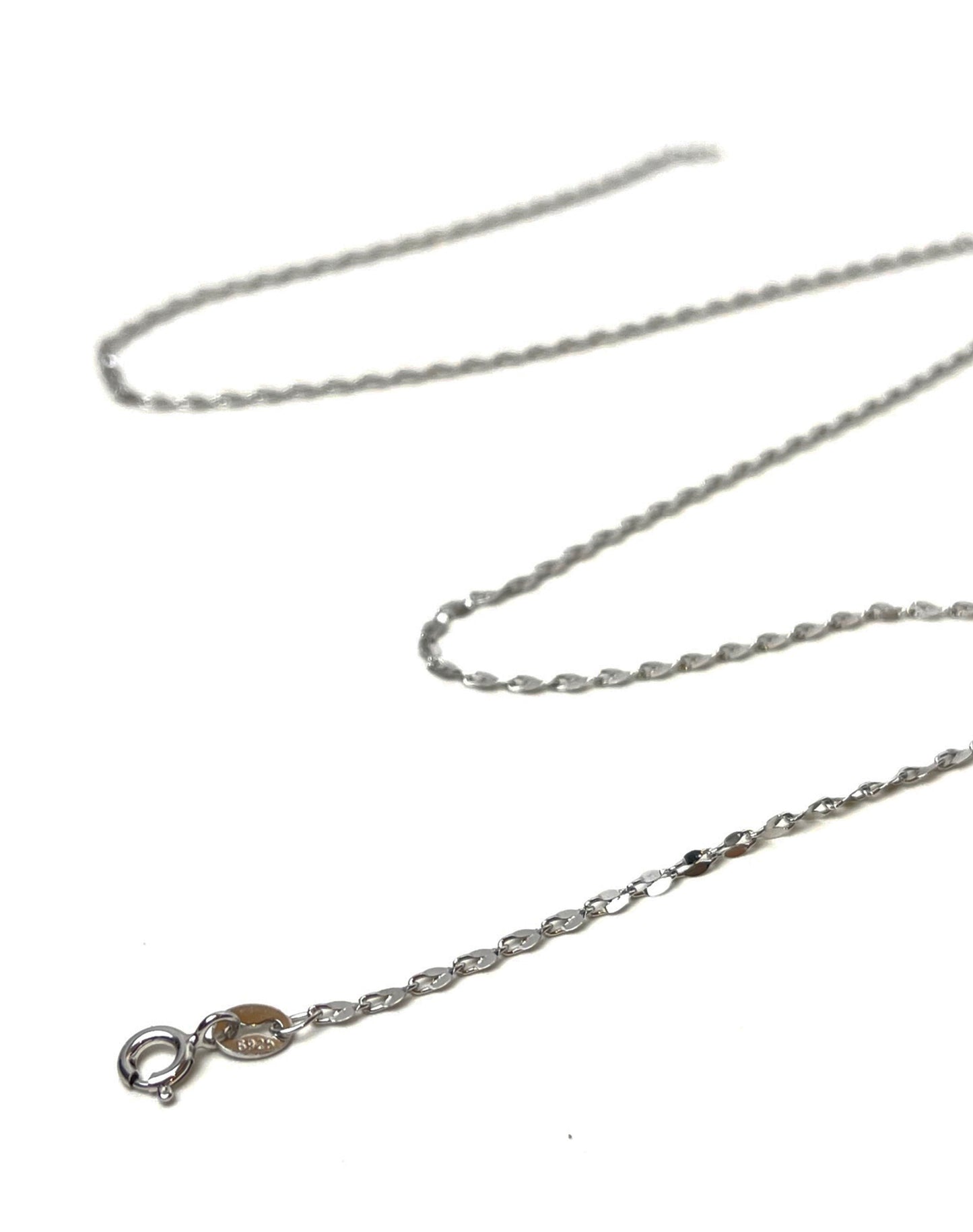 Basic Twist Silver Necklace