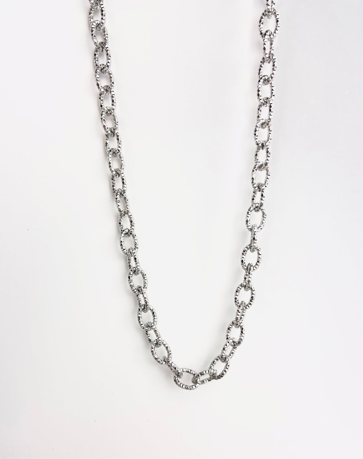 Rosette Chain Silver Necklace