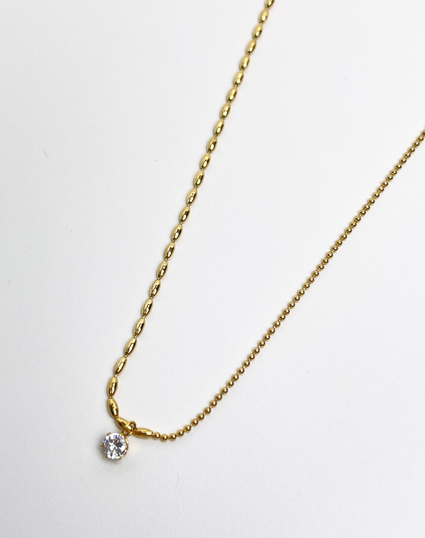 Solia Gold Necklace