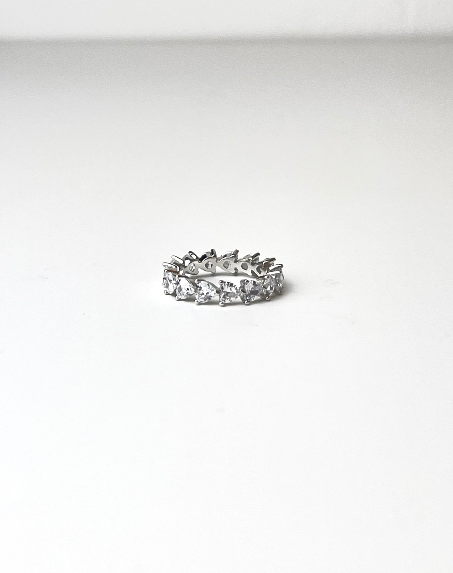 Lind Crystal Silver Ring